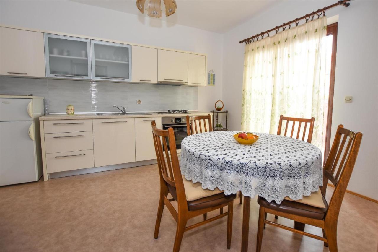 Apartments With A Parking Space Pag - 11358 Pag Town Exterior foto